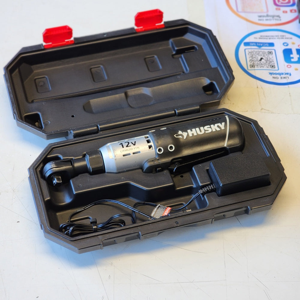 12 VOLT 3/8 Drive Cordless Ratchet 12 VOLT 3/8 Drive Cordless Ratchet